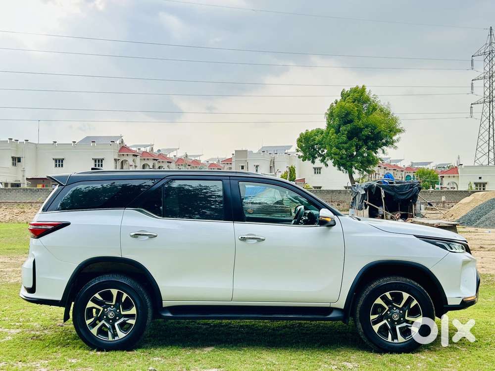 Toyota Fortuner Legender 4x4 At 2.8, 2025, Diesel