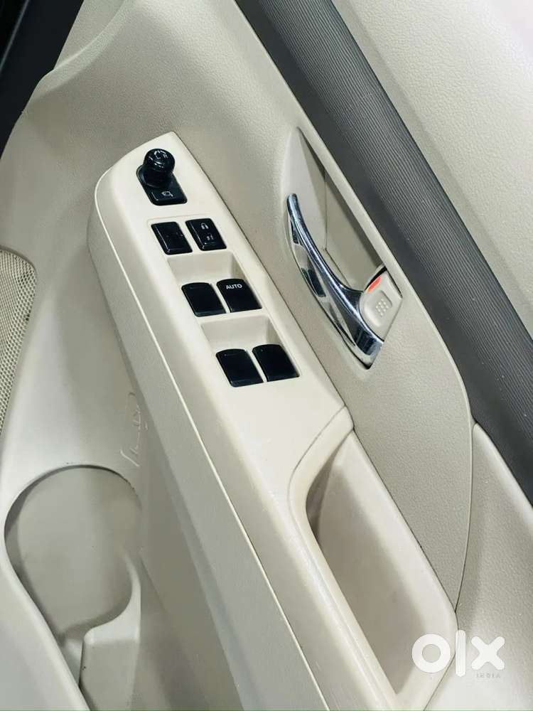 Maruti Suzuki Ertiga 1.5 Vxi, 2021, Petrol