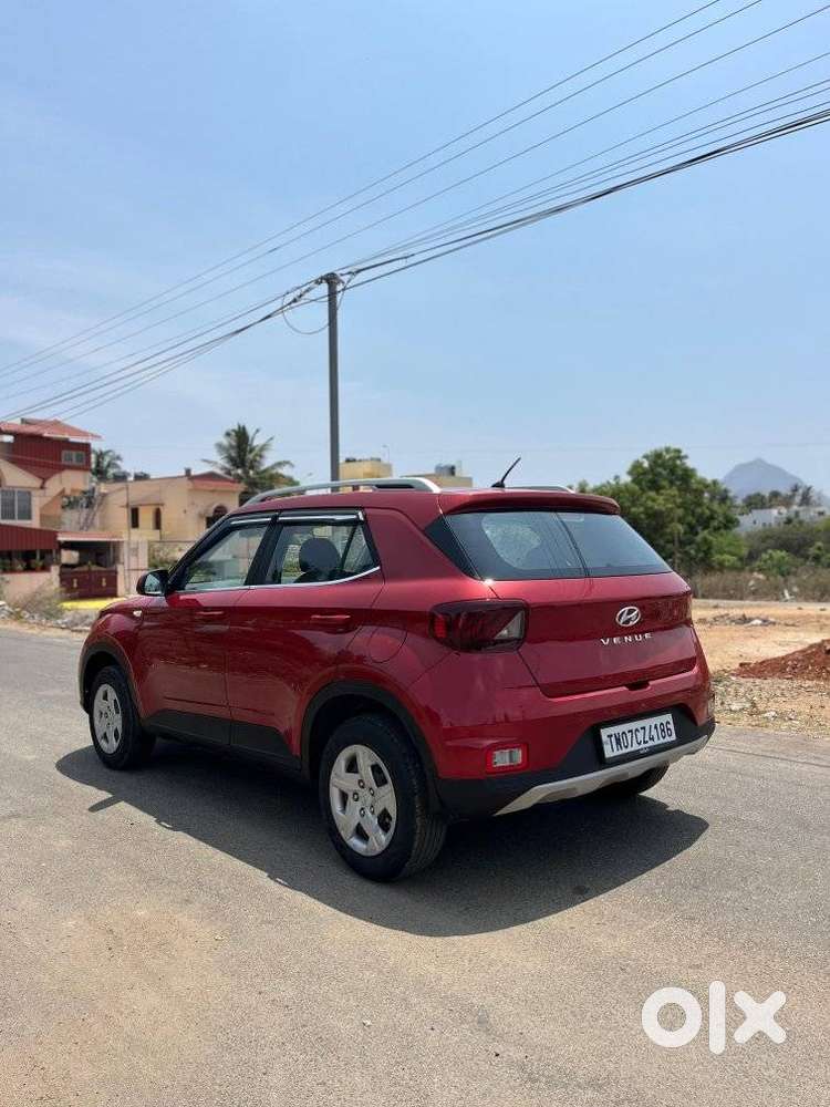 Hyundai Venue S Mt 1.2 Kappa, 2022, Petrol