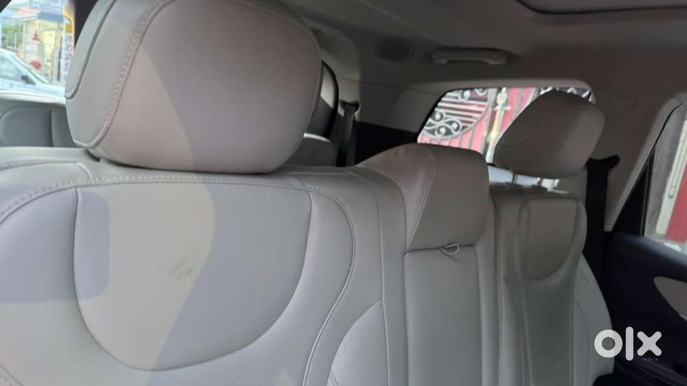 Mahindra Xuv700 2021 Petrol Well Maintained