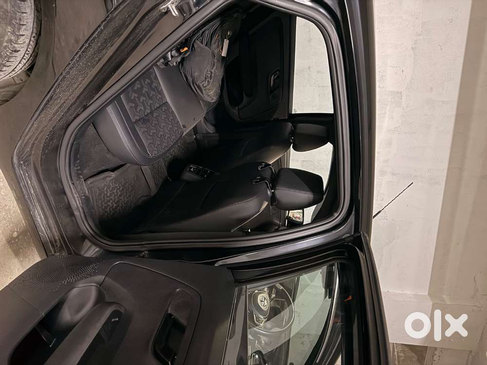 Tata Altroz Dark Edition- Well Maintained