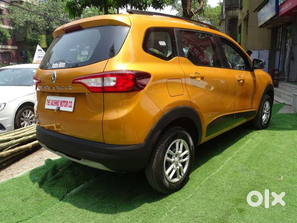 Renault Triber Rxt Easy-r Amt, 2026, Petrol