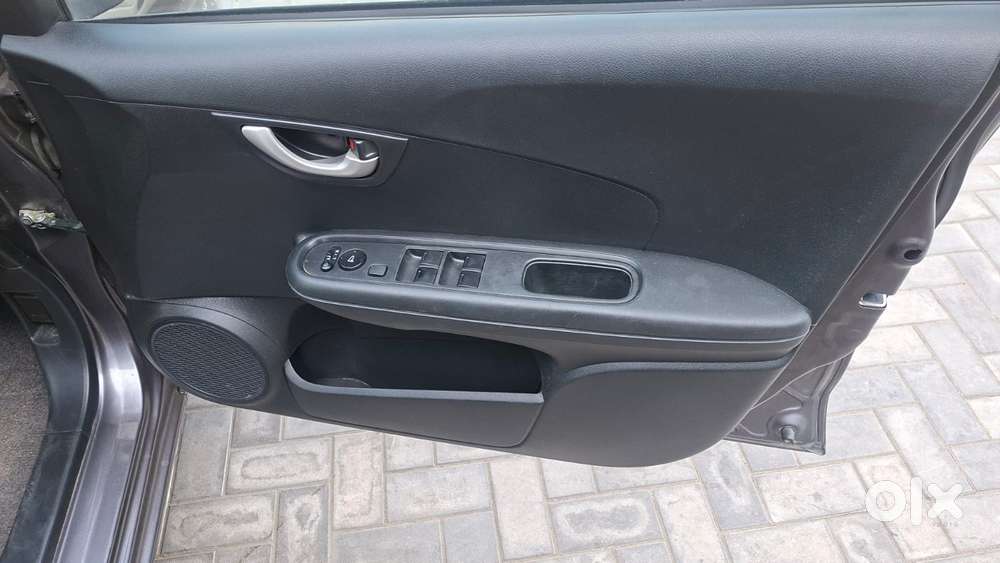 Honda Brio Vx At, 2018, Petrol