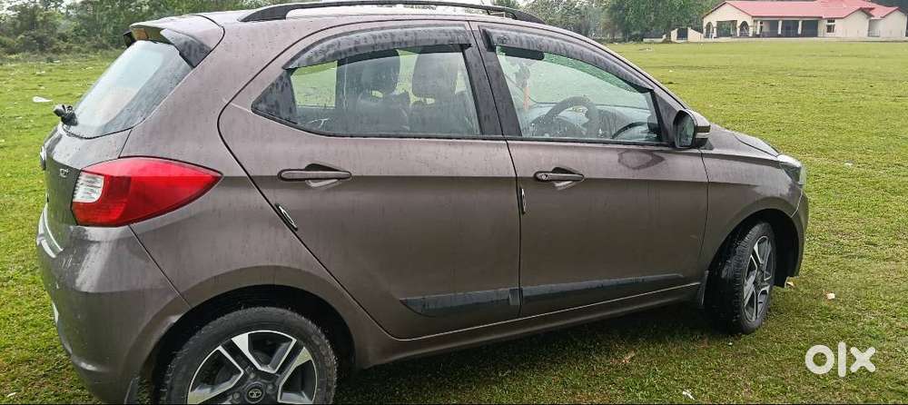 Tata Tiago Xz+