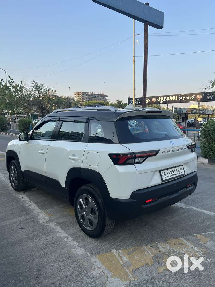 Maruti Suzuki Vitara Brezza 1.5 Vxi, 2023, Cng & Hybrids