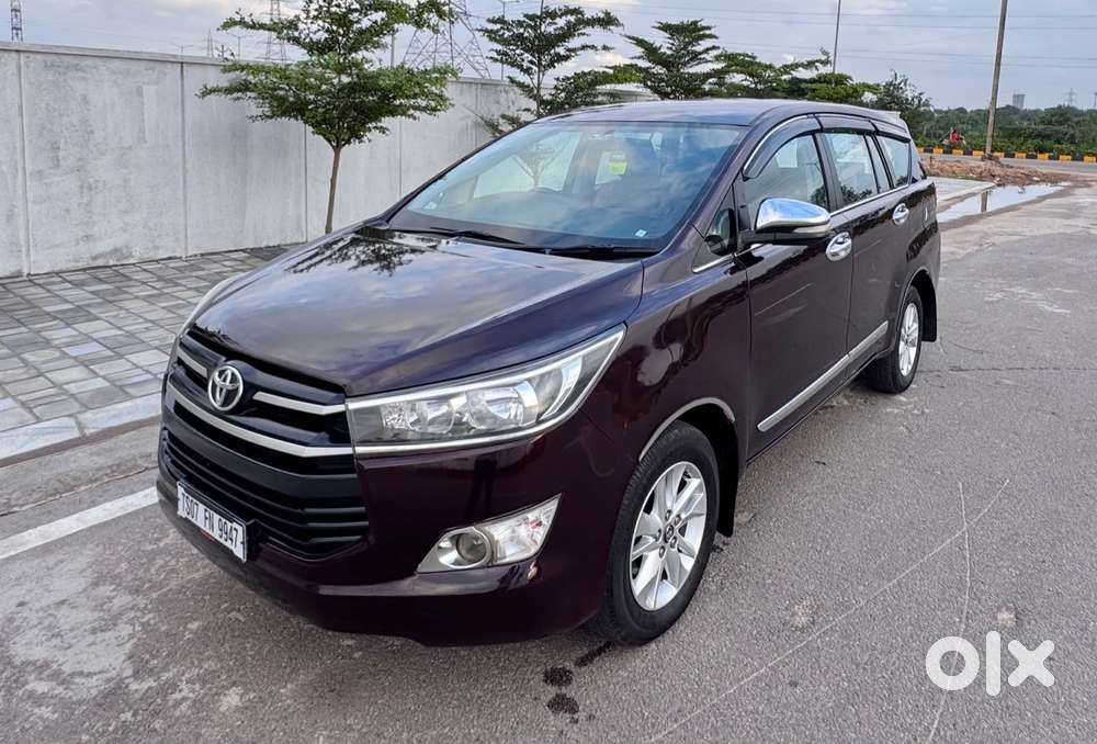 Toyota Innova Crysta G 8 Str, 2017, Diesel