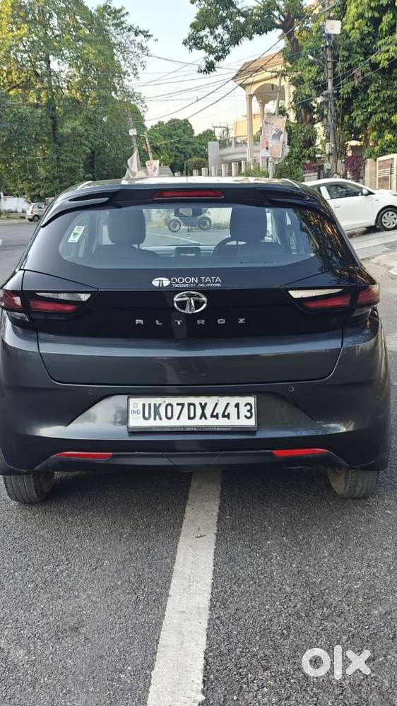 Tata Altroz, 2021, Petrol