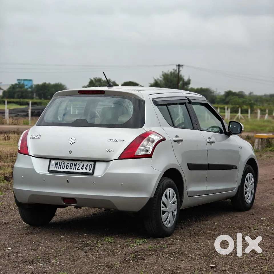 Maruti Suzuki Swift Vxi Bsiv, 2015, Petrol