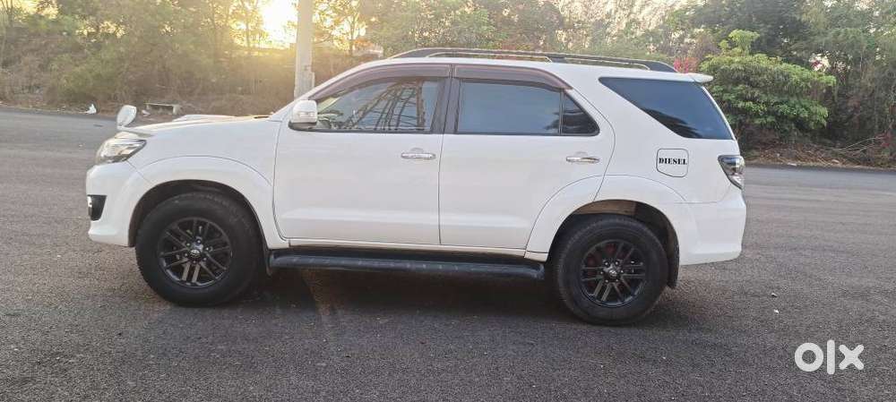 Toyota Fortuner 3.0 4x2 Mt, 2015, Diesel