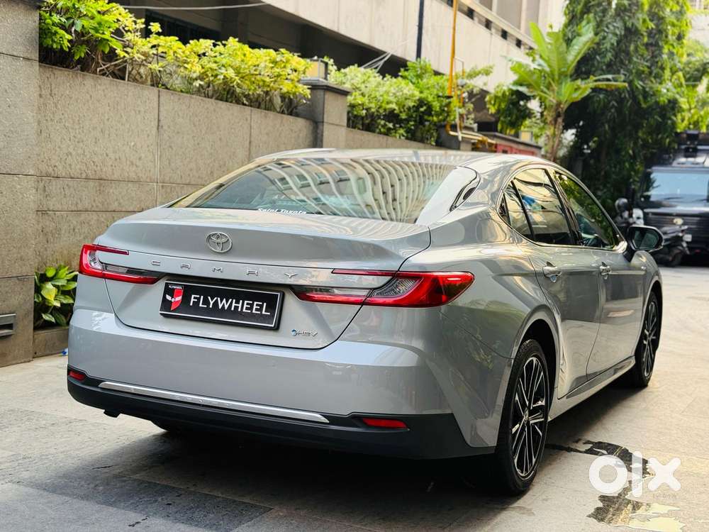 Toyota Camry Hybrid, 2025, Electric