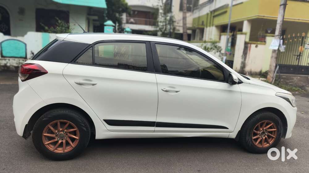 Hyundai I20 Sportz Option 1.4 Crdi, 2015, Diesel