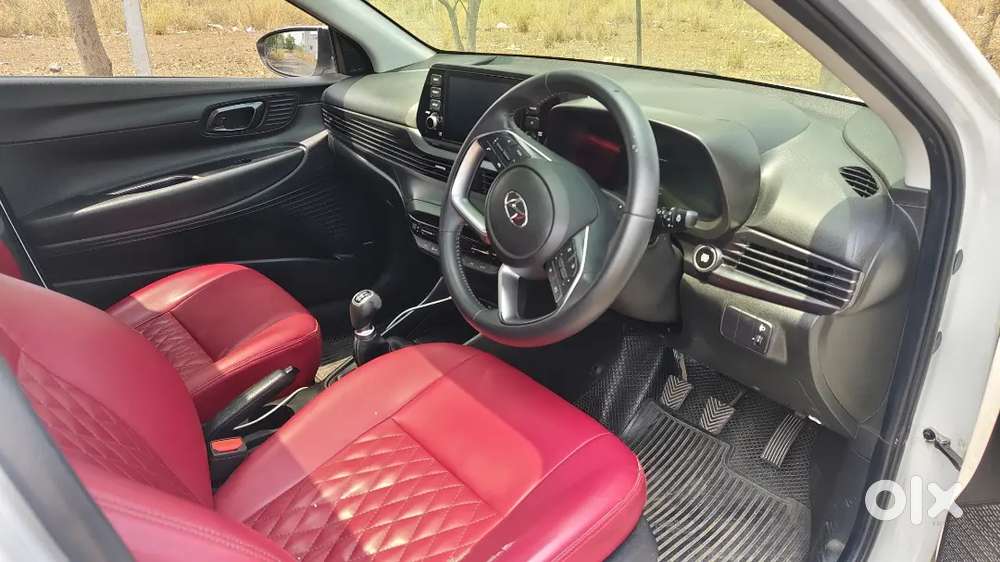 Hyundai I20 Asta 50k Driven,showroom Condition Sunroof