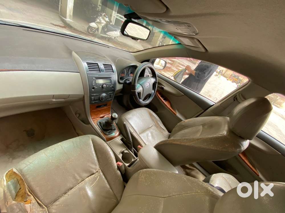 Toyota Corolla Altis 2010 Km Driven