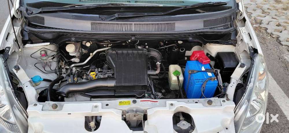 Maruti Suzuki Ritz Vxi, 2010, Petrol