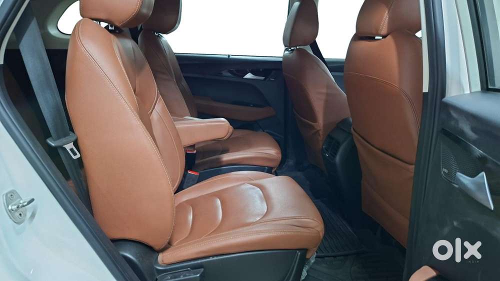 Mg Hector Plus 1.5 Sharp Turbo Cvt 6 Str, 2021, Petrol