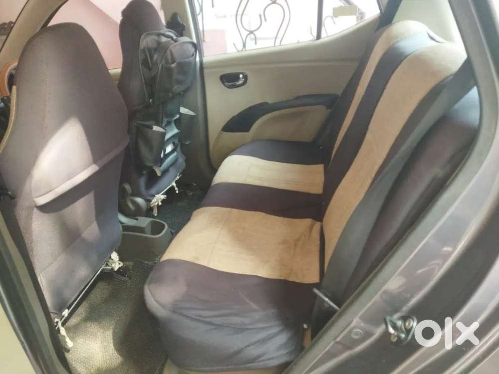 Hyundai I10 Sportz Irde2 28503 Km Ridden Car