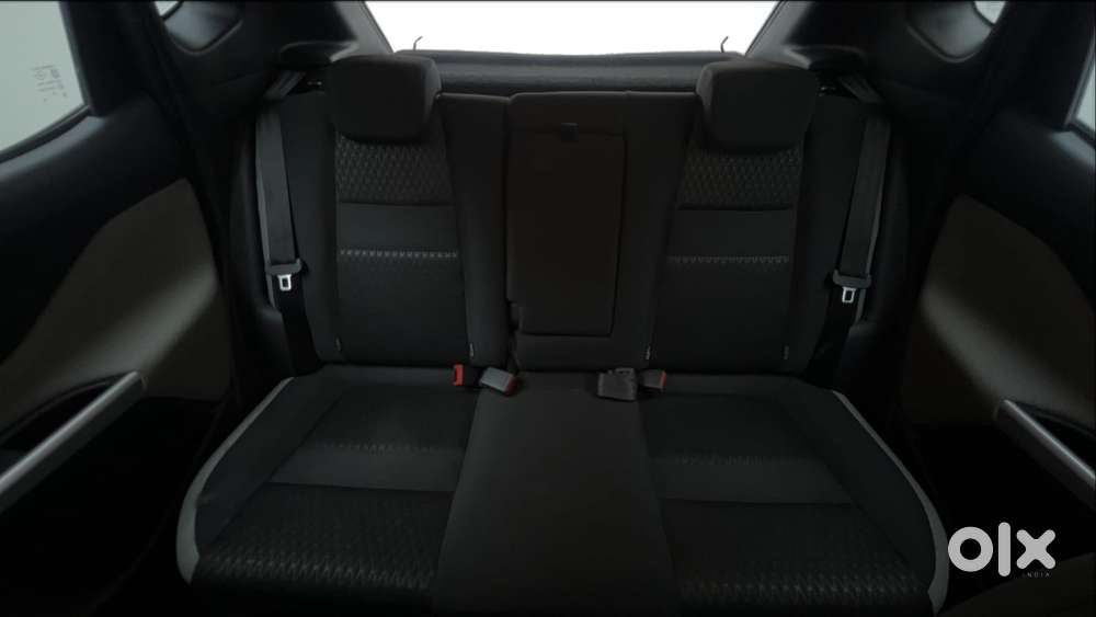 Nissan Magnite 1.0 Xv, 2023, Petrol