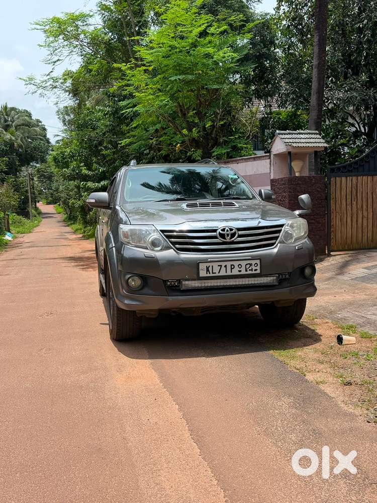Toyota Fortuner Diesel 2012
