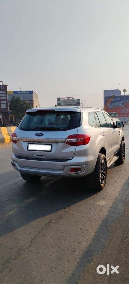 Ford Endeavour 2017 Diesel 90000 Km Driven