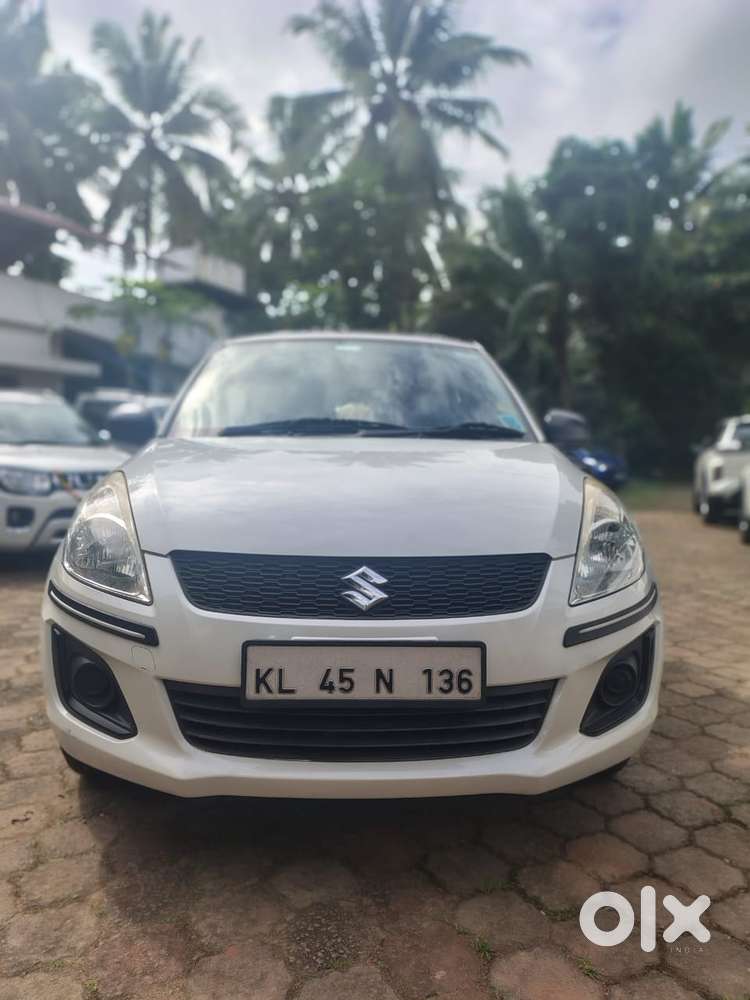 Maruti Suzuki Swift Lxi Option, 2016, Petrol