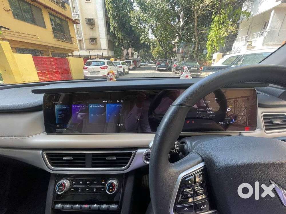 Mahindra Xuv700 2.2 Ax 7 Diesel At Str, 2023, Diesel