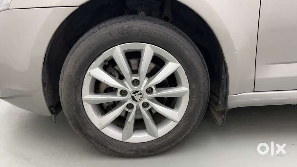 Skoda Octavia 2.0 Tdi Style Plus At, 2017, Diesel