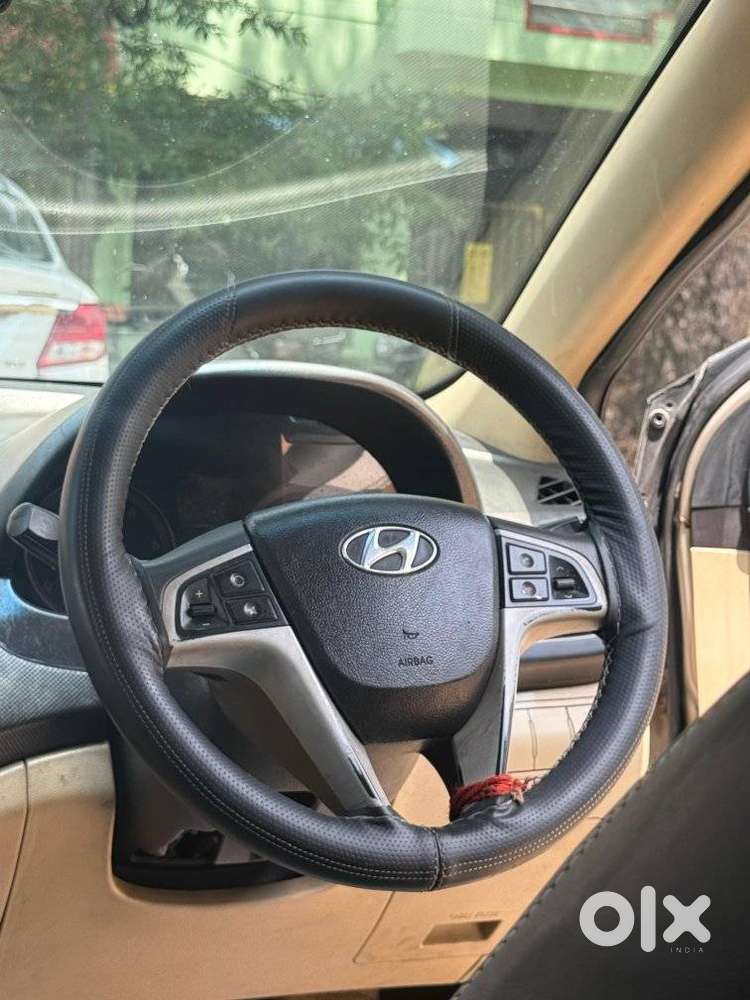 Hyundai Verna Fluidic 1.6 Crdi Sx, 2012, Diesel