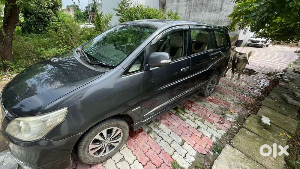 Toyota Innova Diesel 2015