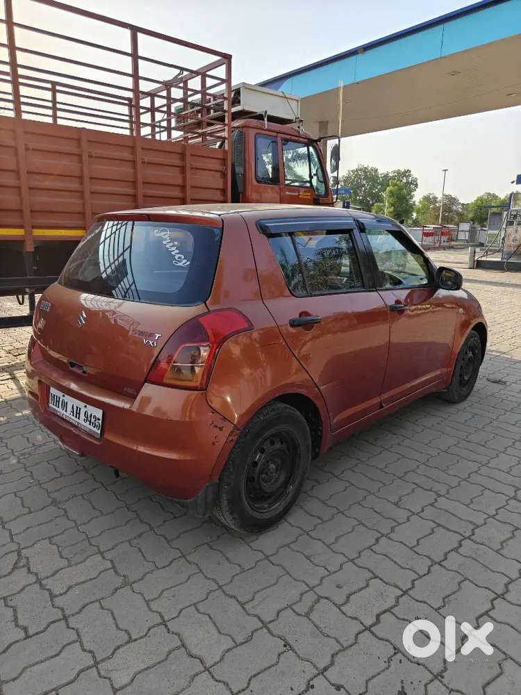 Maruti Suzuki Swift 2009 Petrol 123000 Km Driven