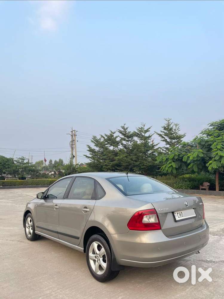 Skoda Rapid 1.5 Tdi At Elegance, 2015, Diesel