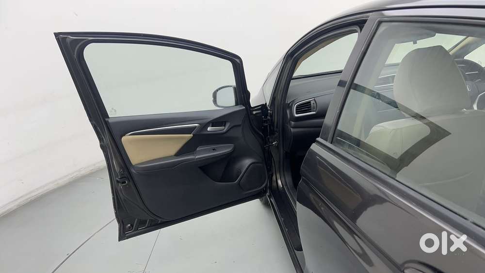 Honda Jazz [2020-2023] 1.2 V I-vtec Mt, 2015, Petrol