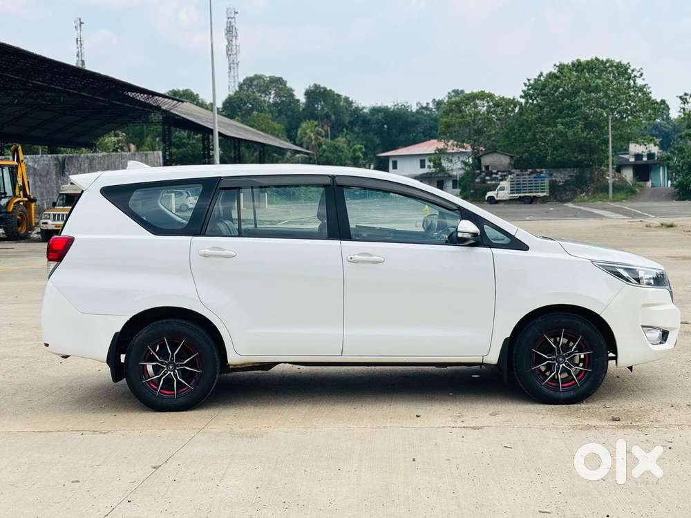 Toyota Innova Crysta 2.4 Gx Mt, 2019, Diesel