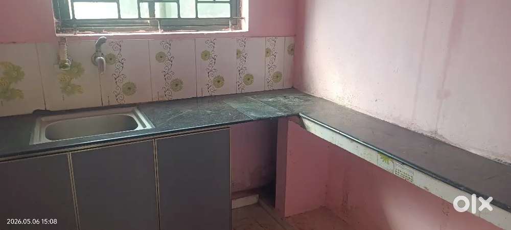 2BHK in Vazhakkala