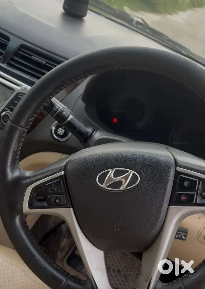 Hyundai Verna 2014 Push Button Start Cng & Hybrids Well Maintained