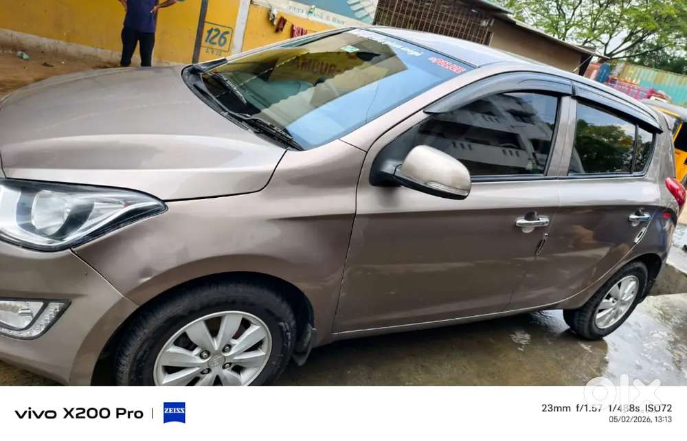 Hundai I20 Asta Very Good Condition Four Tyre New