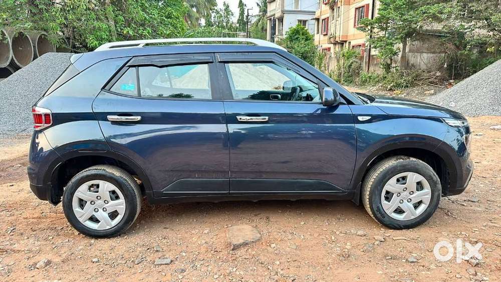 Hyundai Venue S, 2019, Petrol