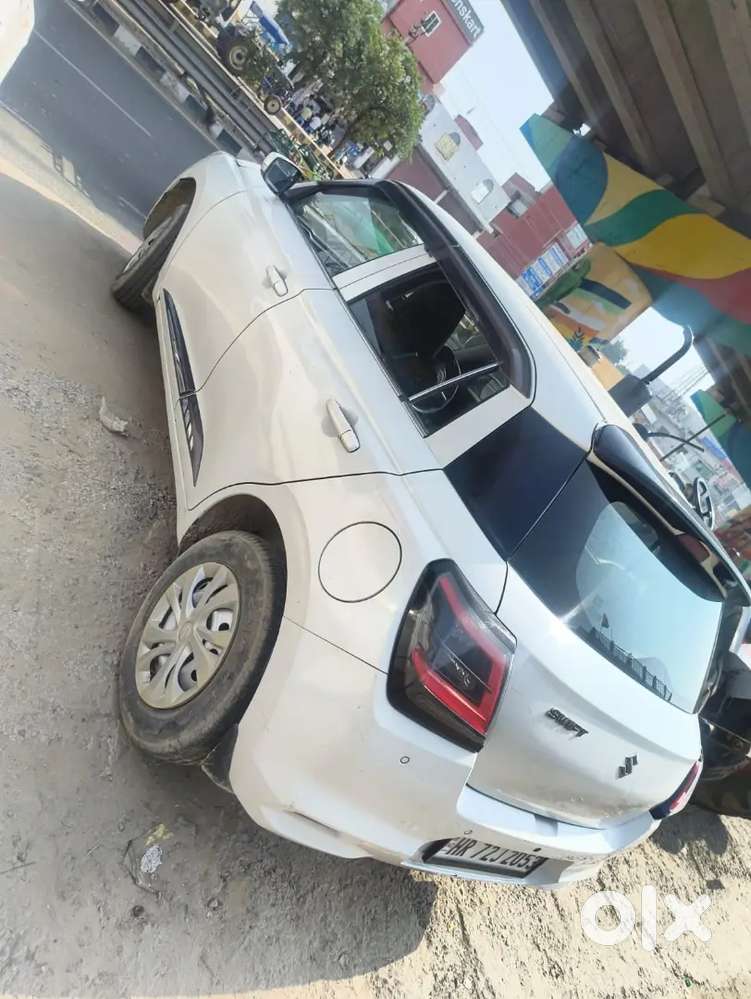 Maruti Suzuki Swift Vxi 2024