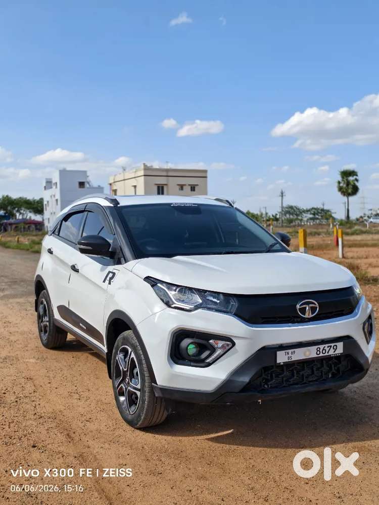 2023 Model 
Xm+s 
Sunroof 
3 Drive Moods 
Tyres 70% 
Insurance Live