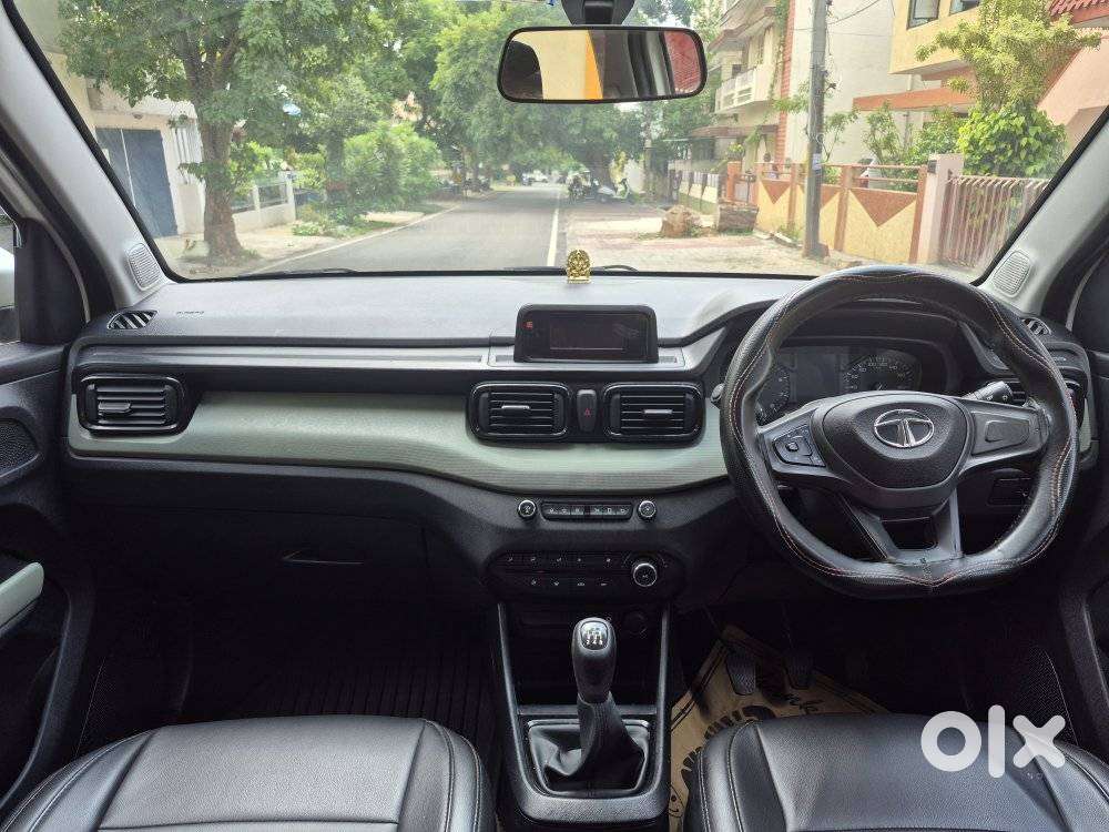 Tata Punch Pure, 2022, Petrol