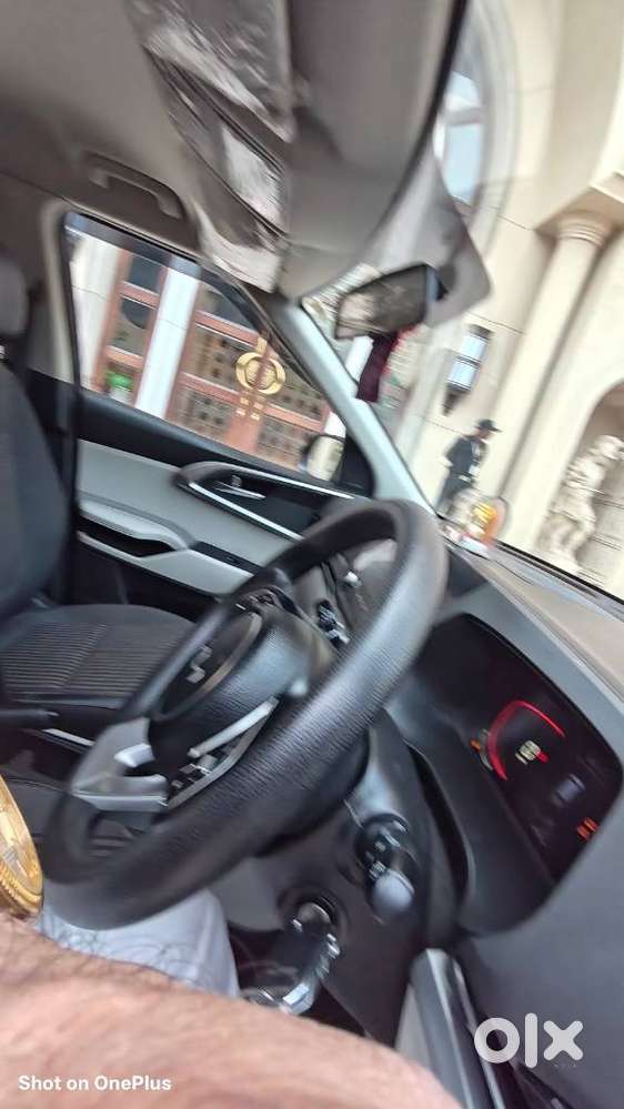 Kia Carens Clavis G1.5 Turbo Dct Htx Plus 7-seater, 2024, Diesel