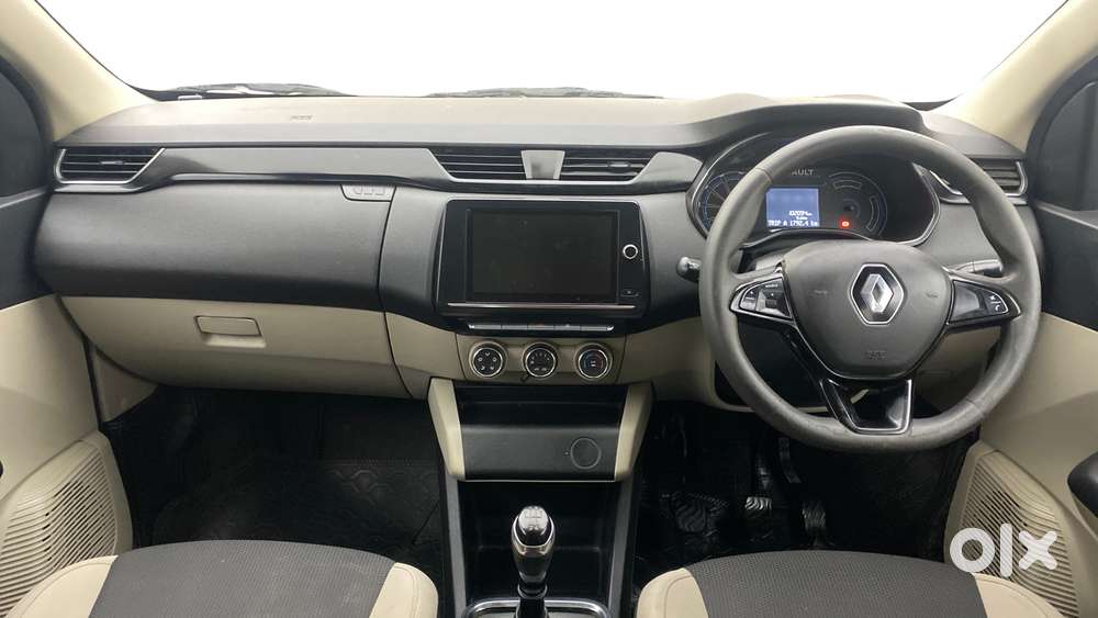 Renault Triber Rxt, 2022, Petrol