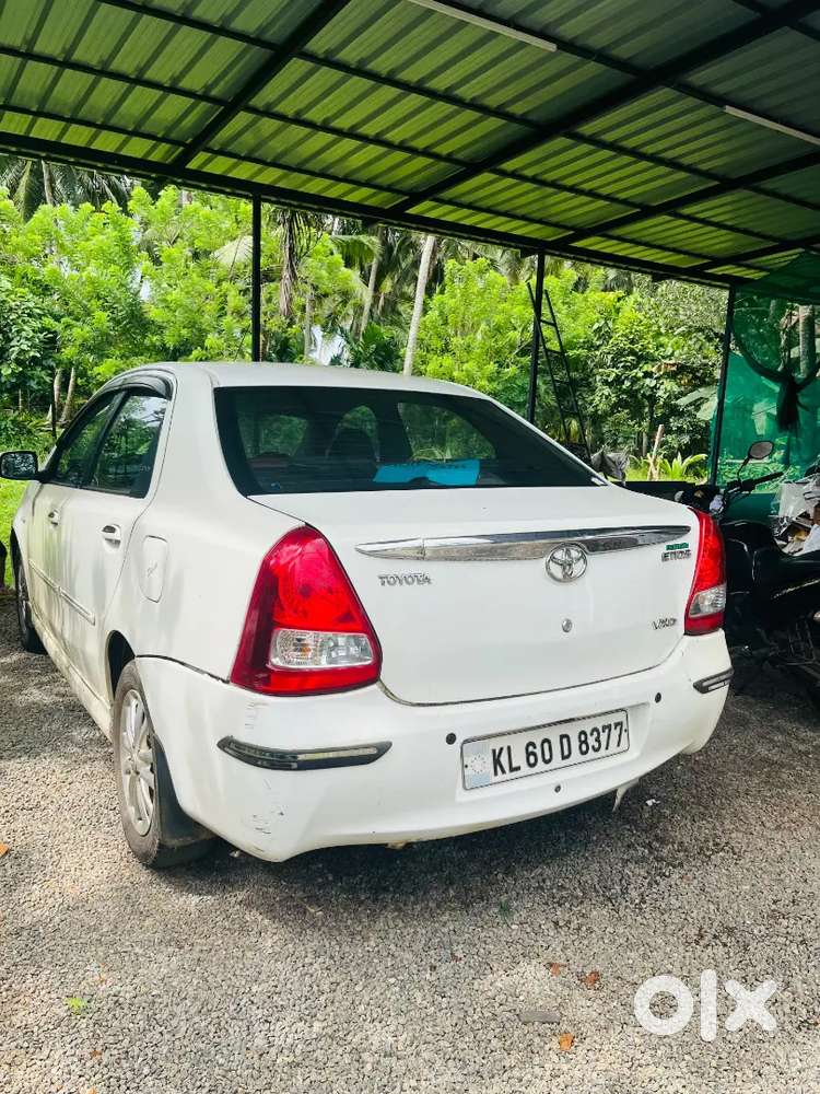 Toyota Etios 2012 Diesel 170000 Km Driven