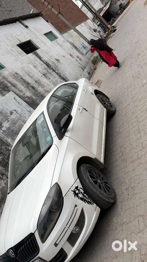 Skoda Rapid 2016 Petrol 60000 Km Driven