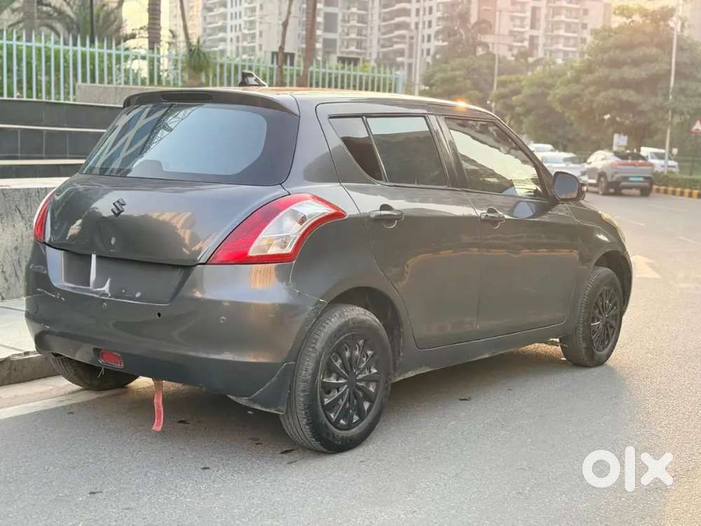 Maruti Suzuki Swift Vxi 2016