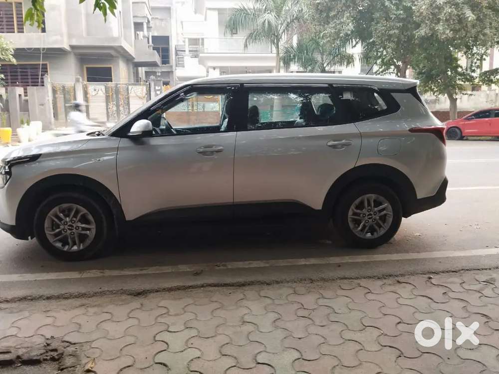 Kia Carens Diesel 2023 Variant