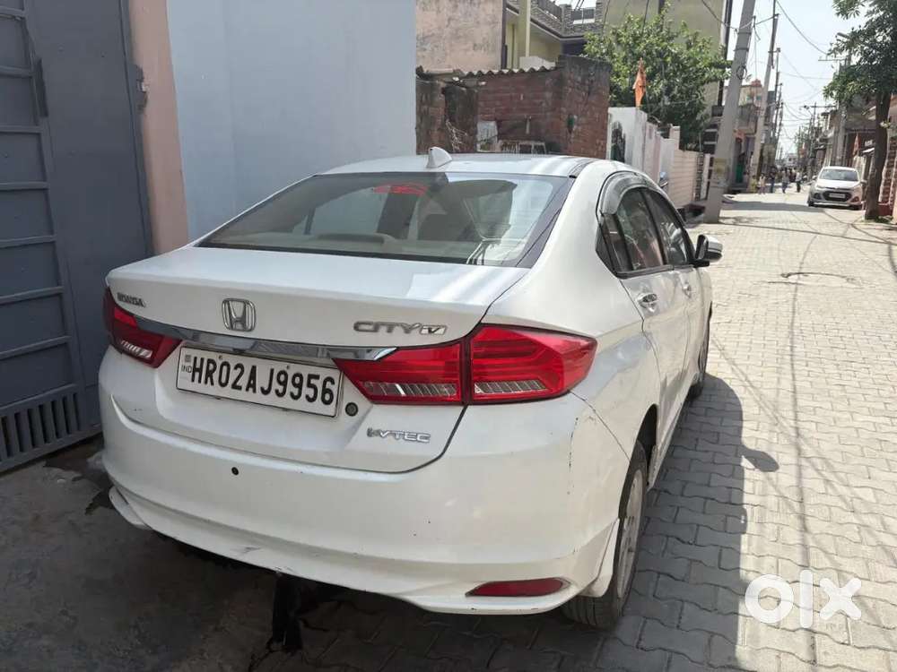 Honda City 2016 Petrol Well Maintained