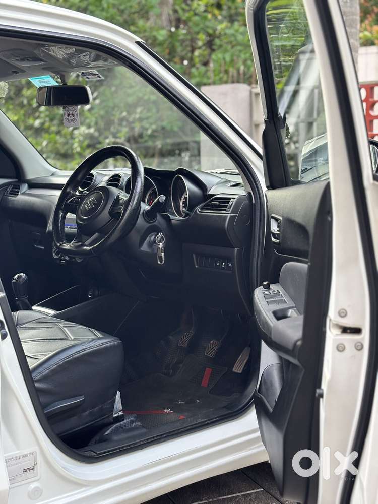 Maruti Suzuki Swift Vxi Optional, 2023, Petrol