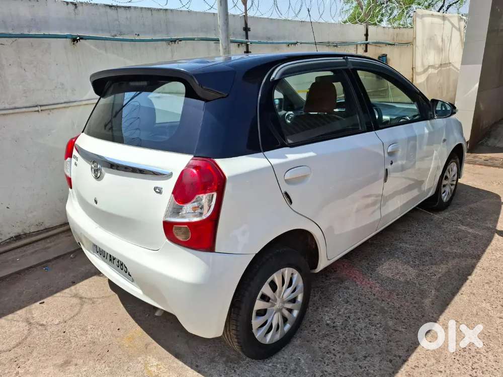 Toyota Etios Liva 2013