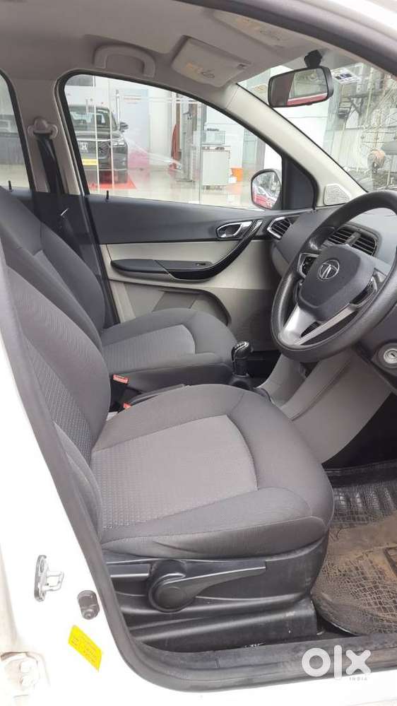 Tata Tiago Xz Opt, 2016, Petrol