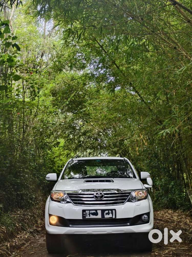 Toyota Fortuner Diesel 2014 At